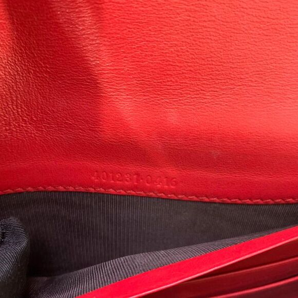 Gucci Women Pre-Loved Bag Very Good Condition - Picture 9 of 9